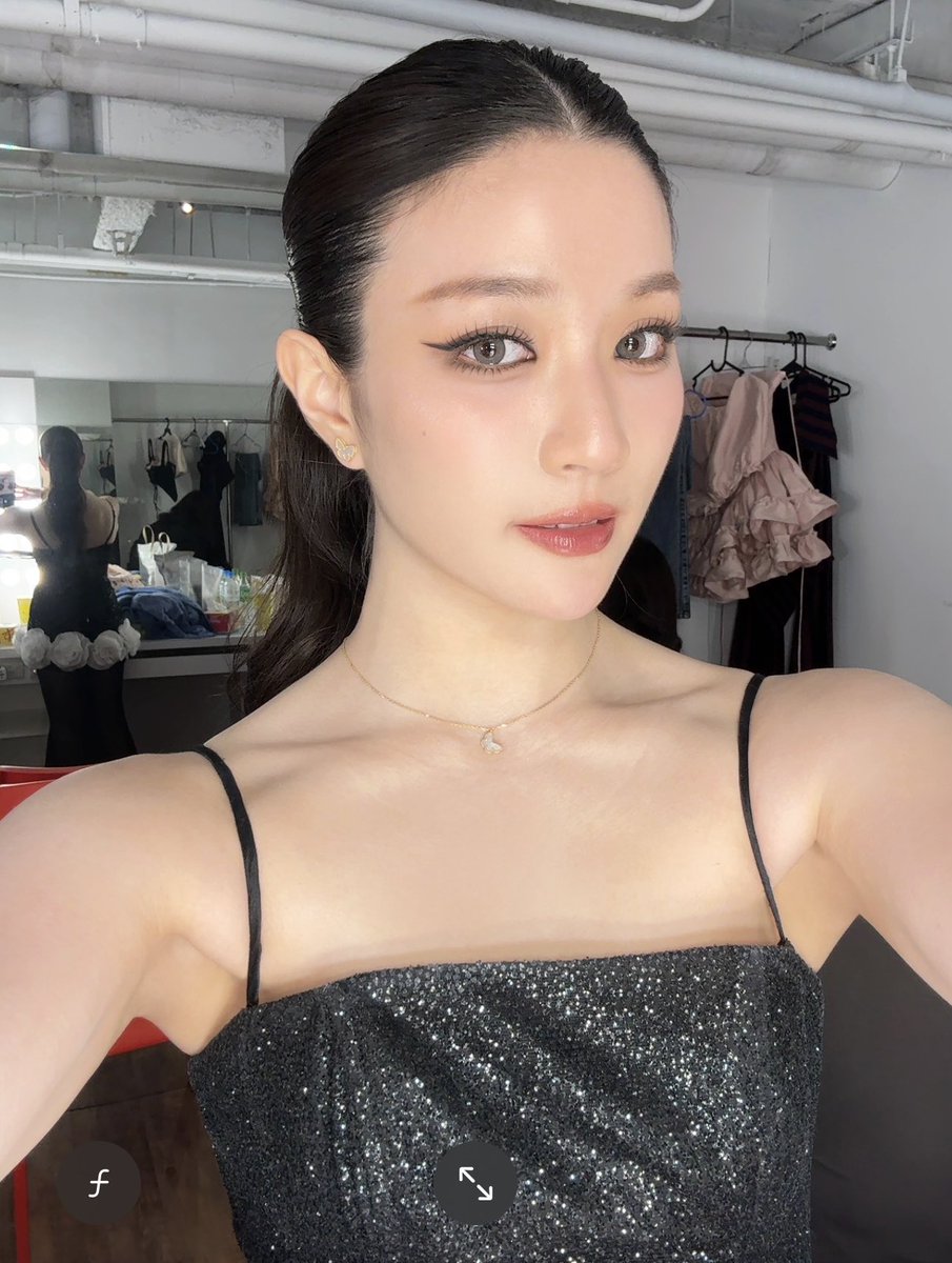 ginnynatnicha tweet media