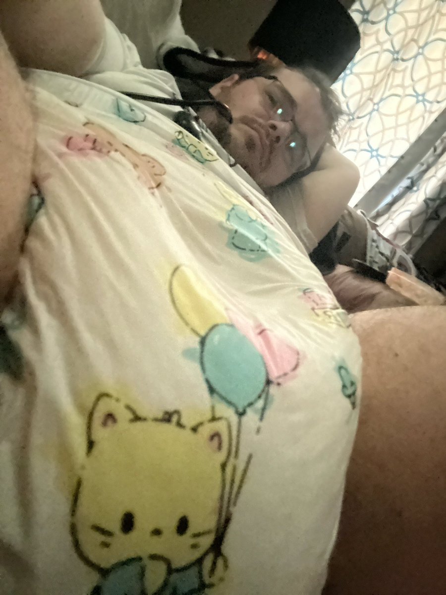 TechDom123's tweet photo. This loser cuck just slid into my dms wanting ruining. Hahaha @babychris0722 https://t.co/M6clICbT5B