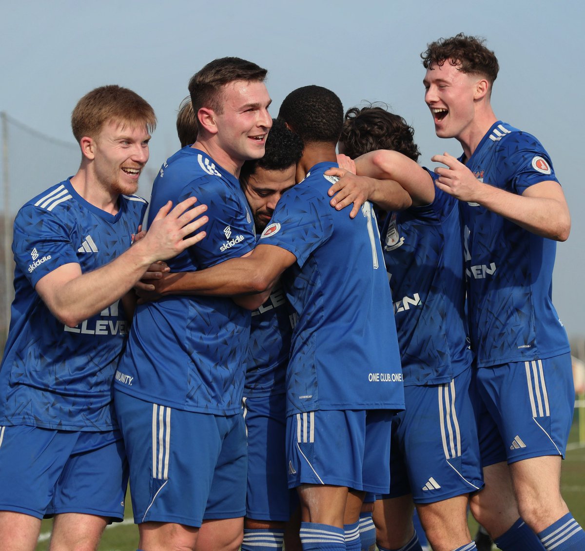 Ian Moore tweet media