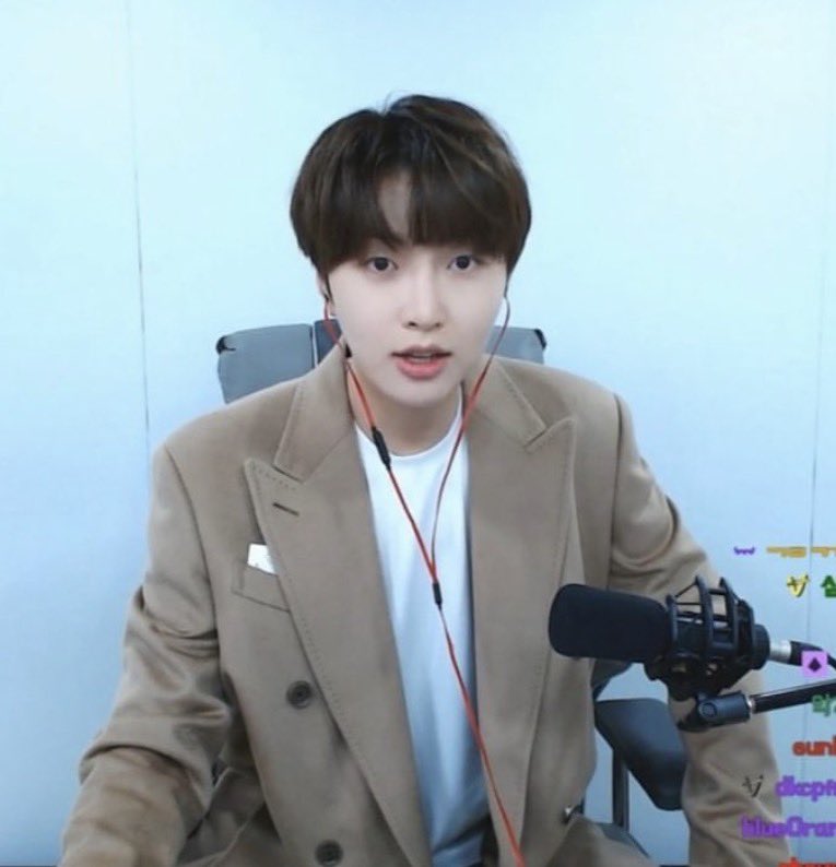 aeri | qsmp🇰🇷 tweet media