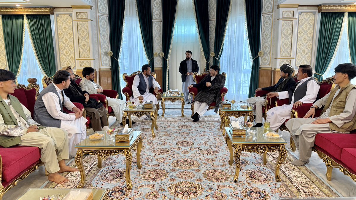 _nation_party's tweet photo. (۵۶)

به مناسبت عید سعید فطر؛ دیدار و عید مبارکی با اقشار مختلف مردم شریف، مومن و عزتمند کابل

کابل - ۲ حمل ۱۴۰۵ https://t.co/1Fe0vWFg9J