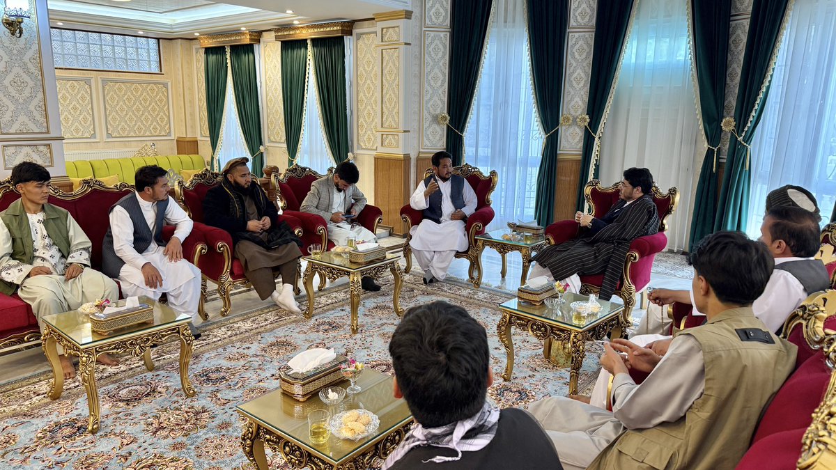 _nation_party's tweet photo. (۵۶)

به مناسبت عید سعید فطر؛ دیدار و عید مبارکی با اقشار مختلف مردم شریف، مومن و عزتمند کابل

کابل - ۲ حمل ۱۴۰۵ https://t.co/1Fe0vWFg9J
