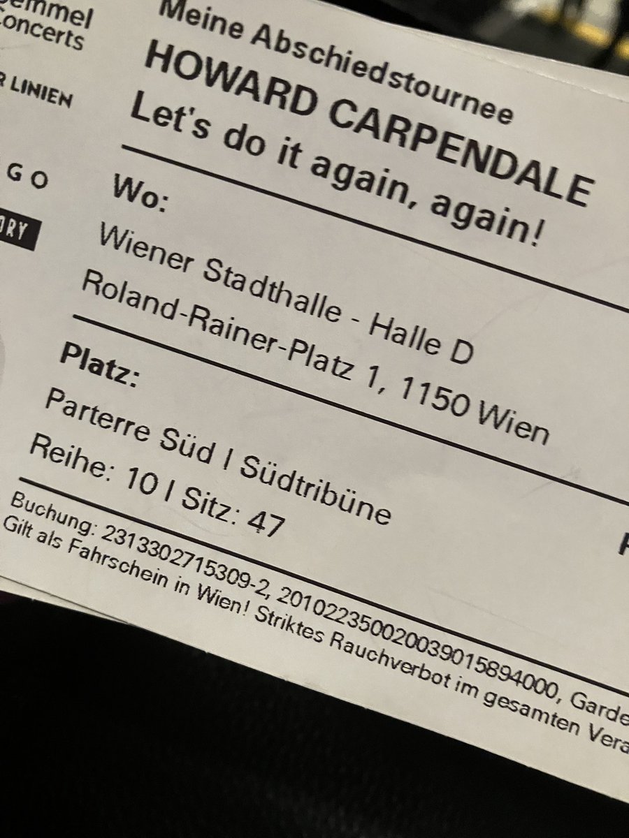 FRAU Königin tweet media