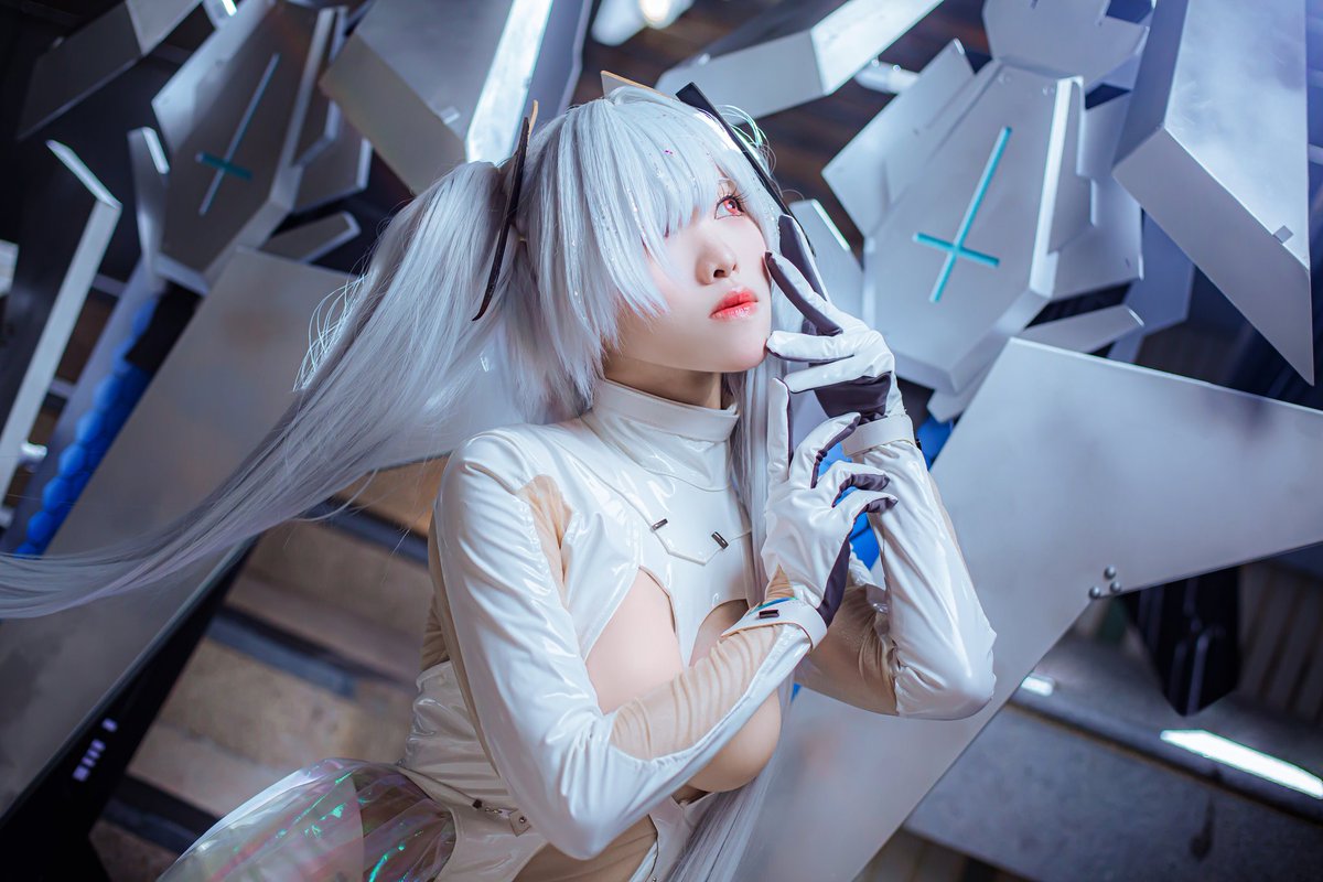 ayawan1012's tweet photo. Glass Princess🪞

Photo @bkxiv1

#NIKKE #メガニケ #ニケ https://t.co/M574NZ346H