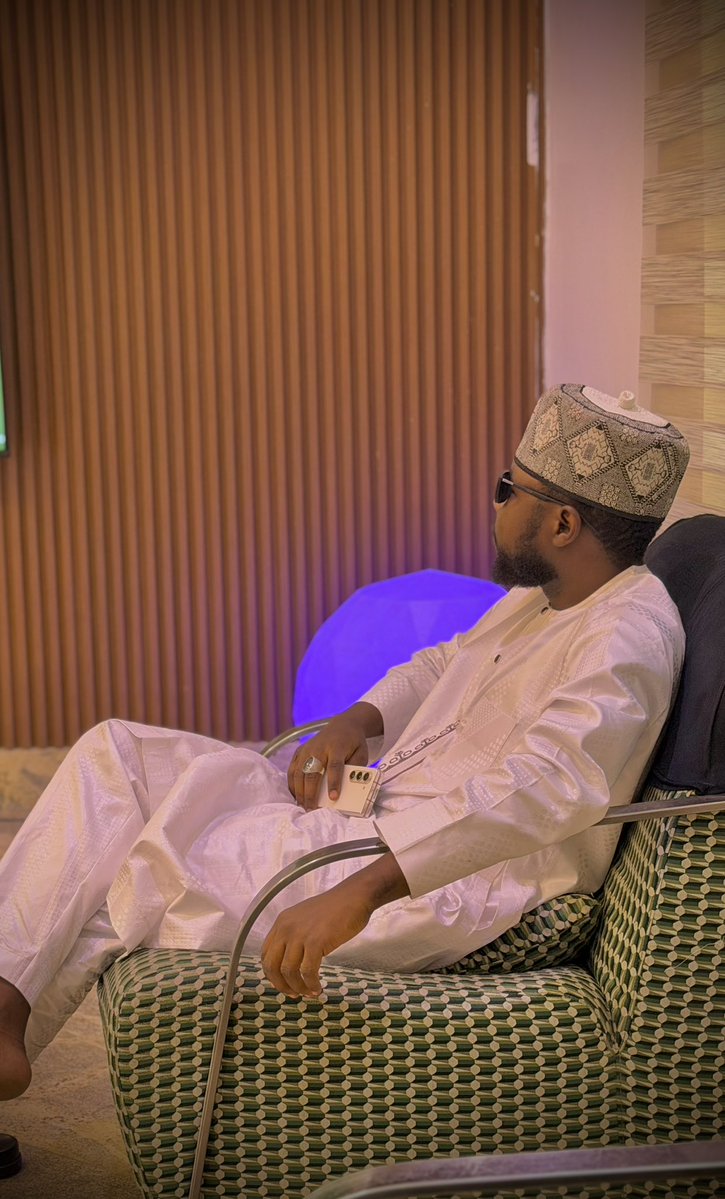 Muhd King Cash tweet media