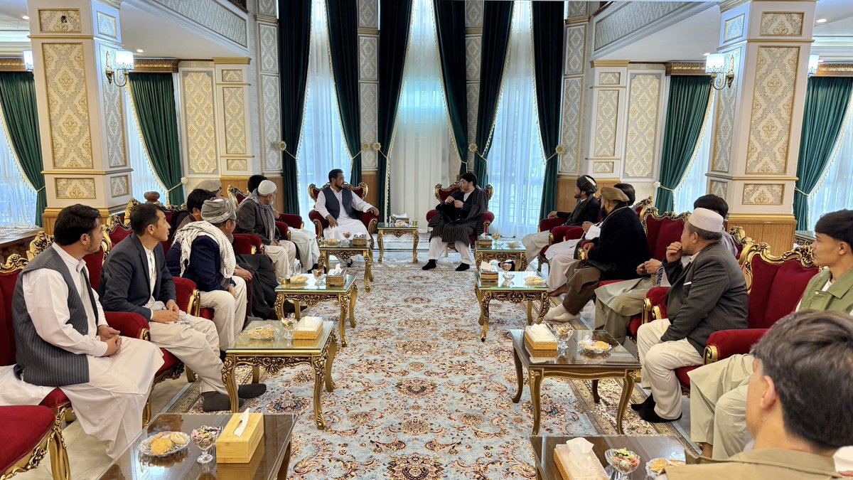 _nation_party's tweet photo. (۵۷)

به مناسبت عید سعید فطر؛ دیدار و عید مبارکی با اقشار مختلف مردم شریف، مومن و عزتمند کابل

کابل - ۲ حمل ۱۴۰۵ https://t.co/CHR5yrCHwF