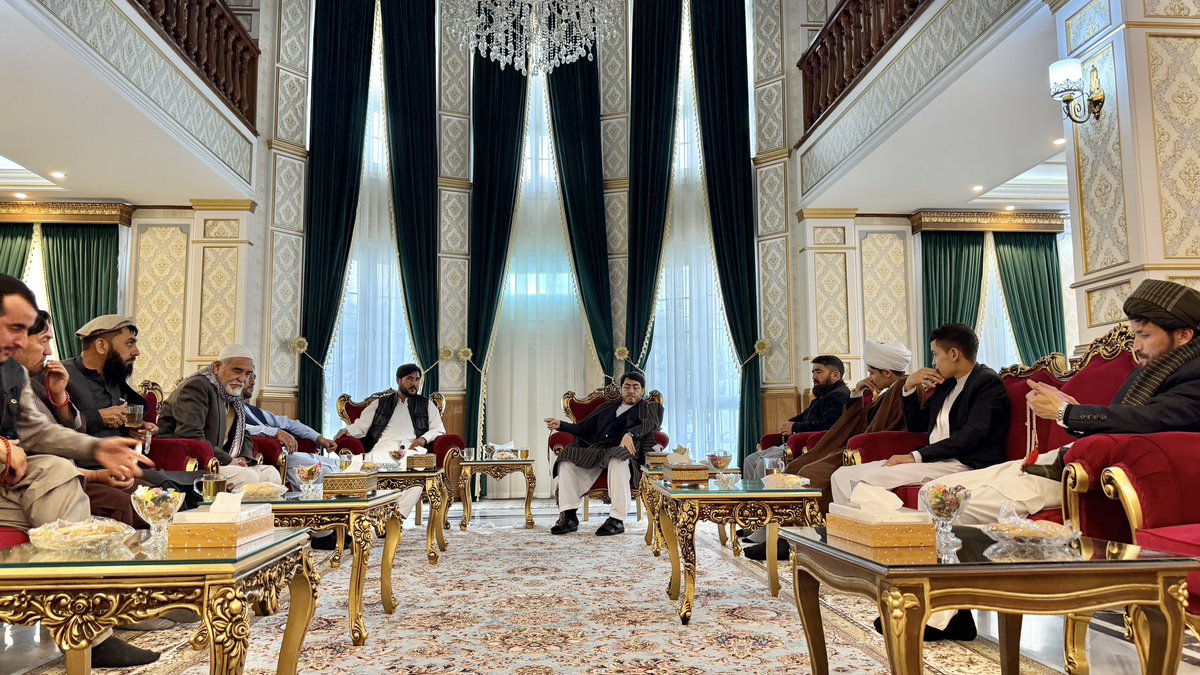 _nation_party's tweet photo. (۵۷)

به مناسبت عید سعید فطر؛ دیدار و عید مبارکی با اقشار مختلف مردم شریف، مومن و عزتمند کابل

کابل - ۲ حمل ۱۴۰۵ https://t.co/CHR5yrCHwF