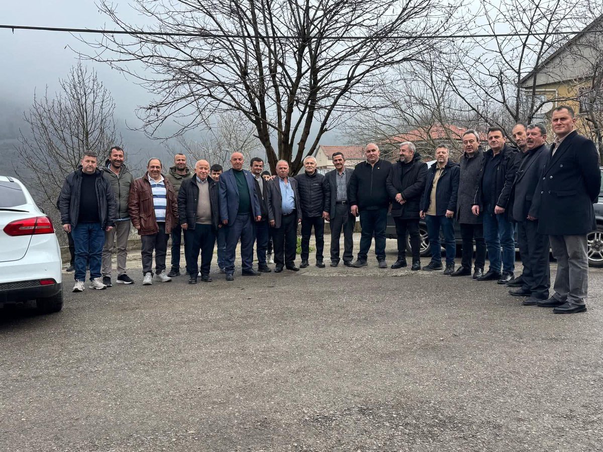 Koroglusezer67's tweet photo. 📍KELLER - KABALAKLI KÖYÜ

Bayram ziyaretlerimiz, bayramın üçüncü gününde de aynı heyecan ve samimiyetle devam ediyor.

İl Genel Meclisi Grup Başkan Vekilimiz Sayın Abdullah Karagüzel ve İl Genel Meclisi Üyemiz Sayın Cemalettin Akyol, Keller Köyü’nde köy https://t.co/9trh4F1Pbu