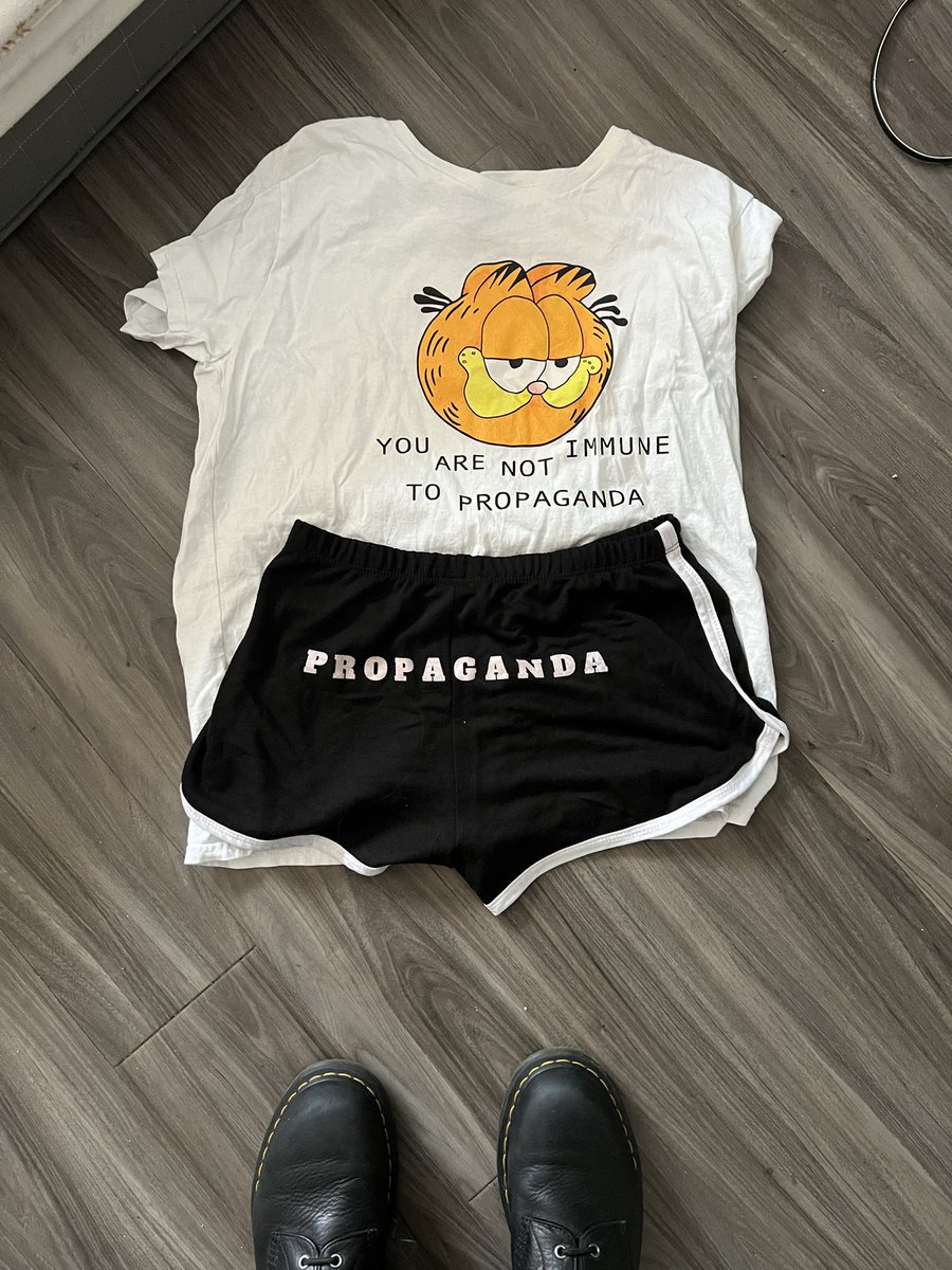 Mocha ☕🔮 bnuuy tweet media