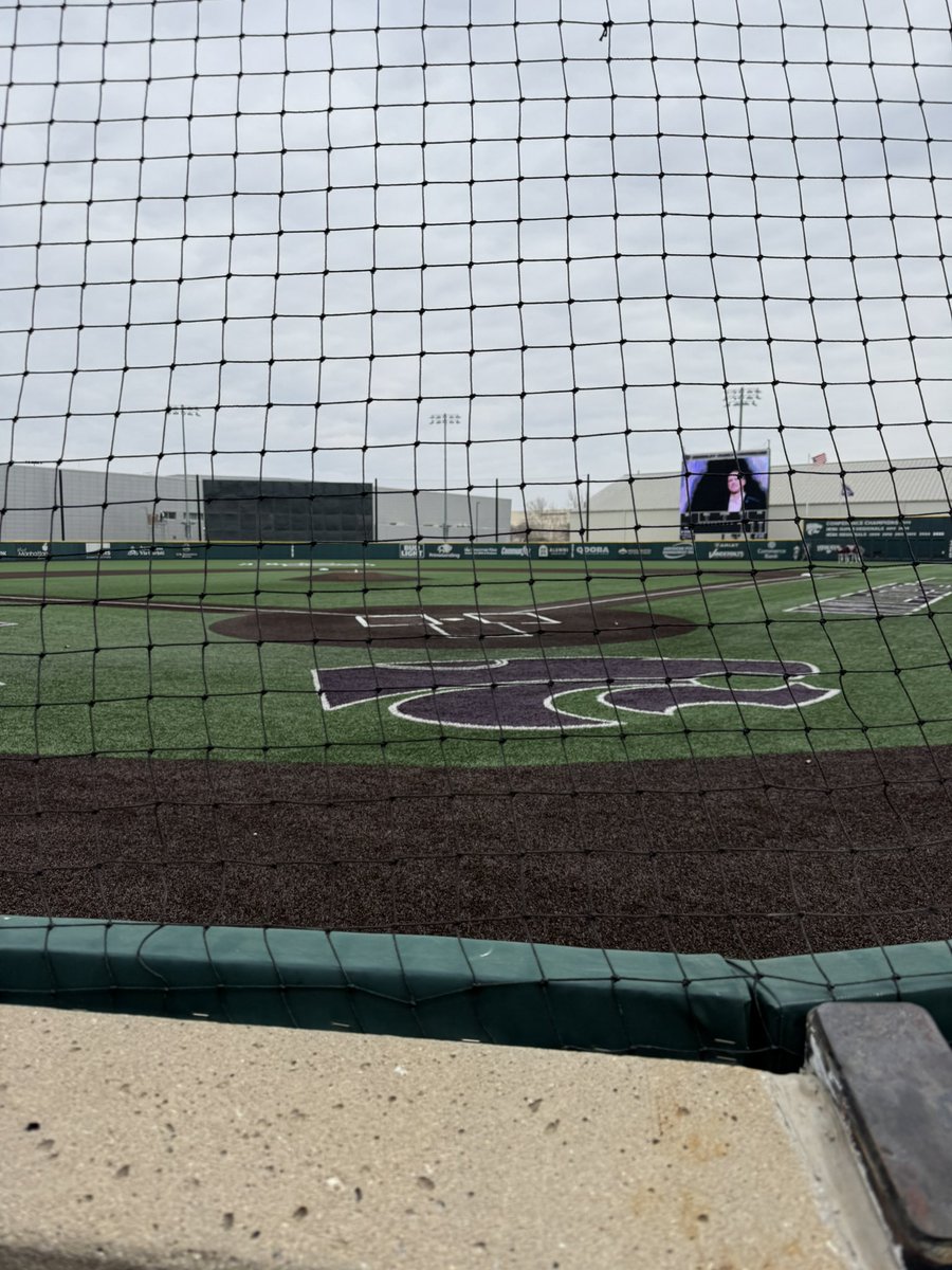 brittany fleener 🌾 tweet media