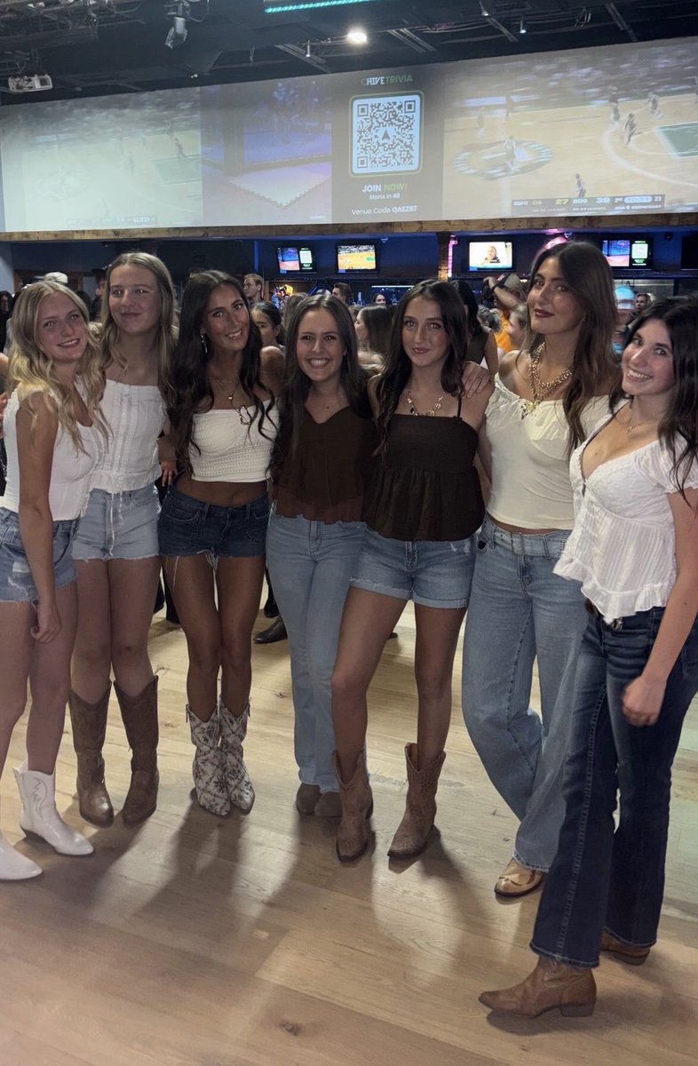 Cali Mendenhall tweet media