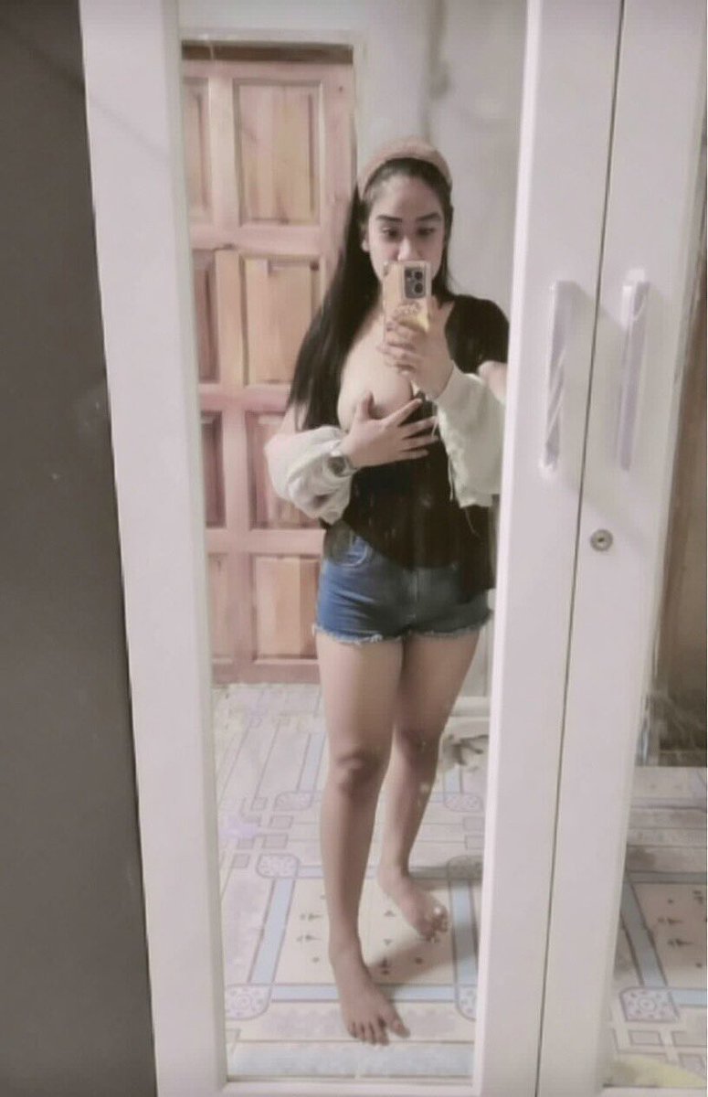 ชอบแตกใส่รูปแม่กับน้องสาว💦 tweet media