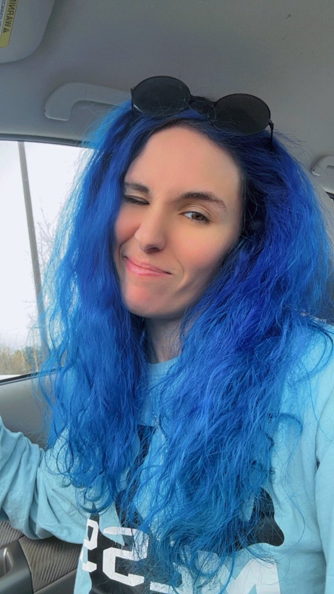 𝒦𝒶𝓇𝒶 tweet media