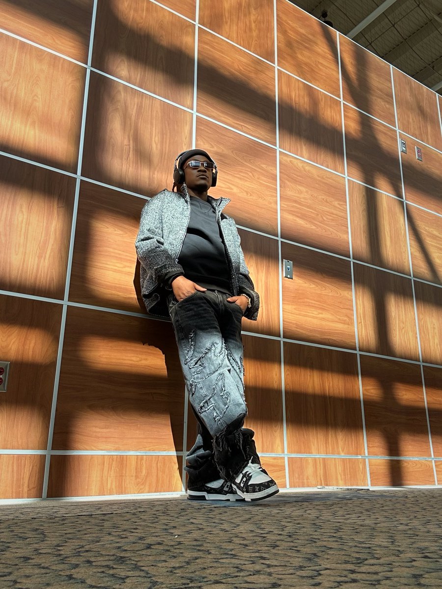 KURAJA 👑 tweet media