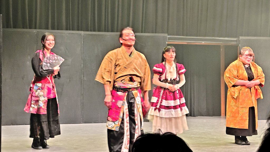 #剱神舞台 千秋楽公演を観劇
初日ぶり #志村ひかる ひかちゃんにて
メイドまつ 😊

芝居、殺陣、ダンス、歌、お笑い
盛り沢山で ＃夢麻呂 さん全開バリバリそれでいて落ち着いておられて客席の様子もしっかり見えていて

他キャストの皆さん色々がんばっていて素敵でした✨