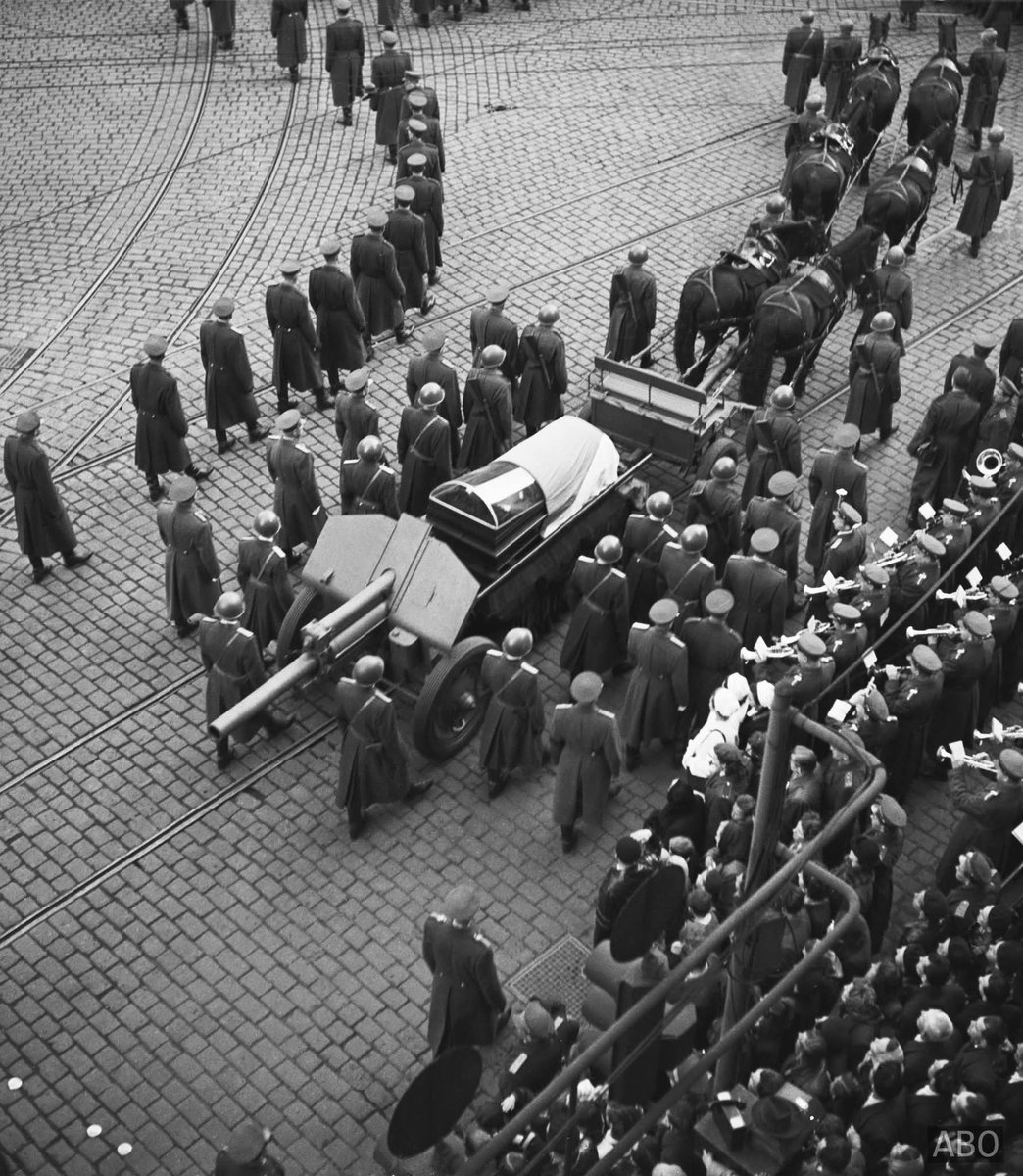 ⚓ Grand Vizier ⚓ tweet media