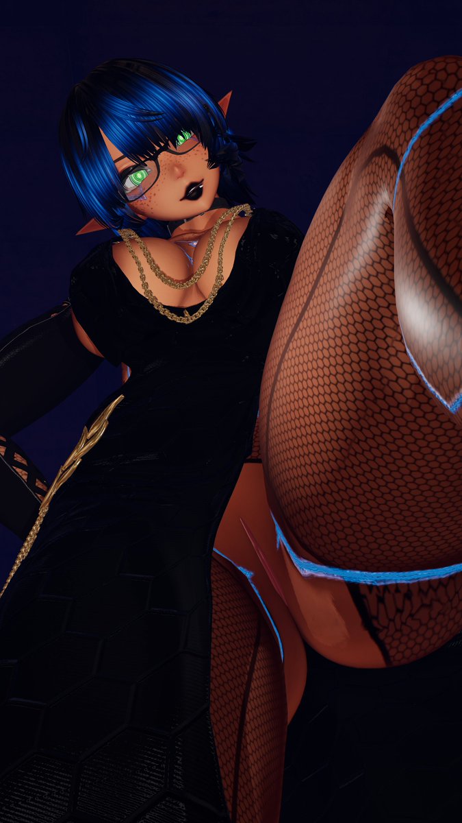 GothMomFallen 🔞 tweet media