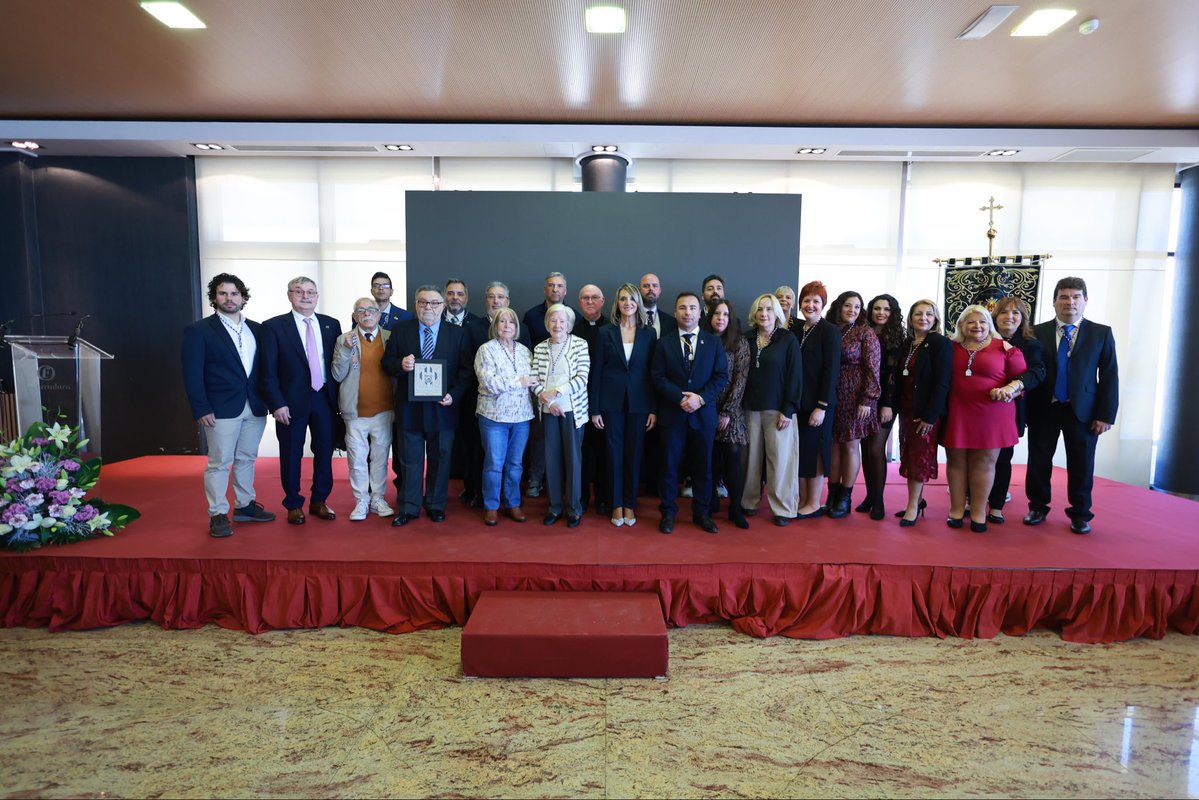 Mónica Gil tweet media