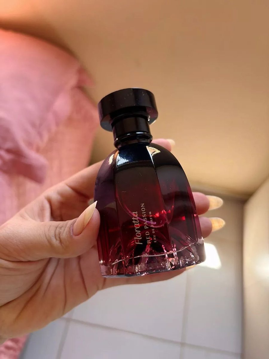 patyfinds's tweet photo. Não existe concorrência e só existe a verdade... esse é o melhor perfume doce da O Boticário sim! https://t.co/oT3KpA8tz3