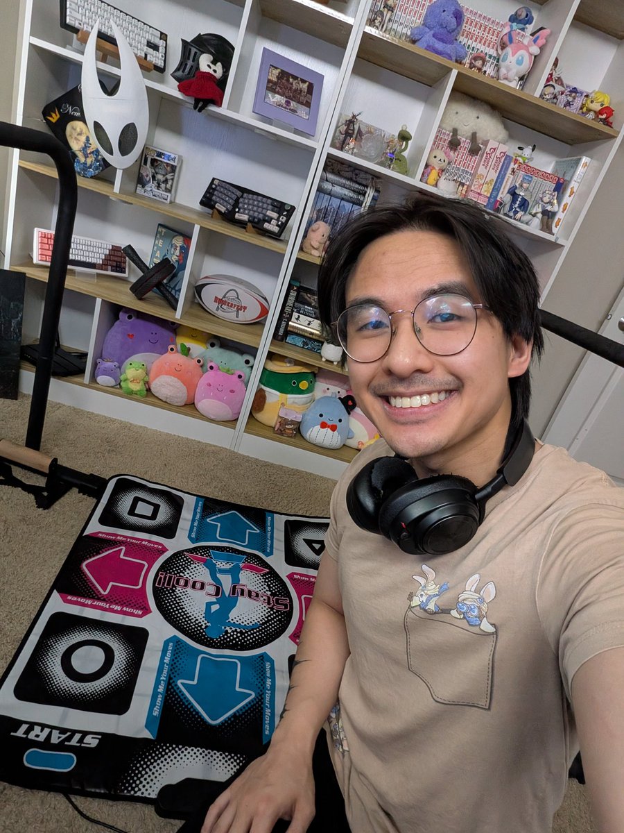 Dance pad and Elden ring day 2!!

twitch.tv/graysonfoxwort…