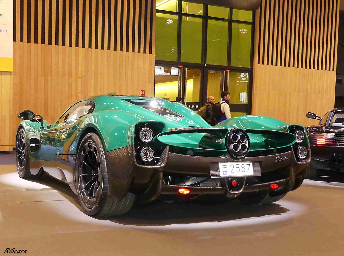 RGcars85's tweet photo. #Pagani Utopia 🇮🇹 https://t.co/OCRdcMNPbK