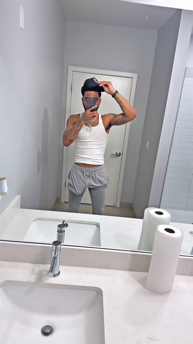 mrclapasscheeks's tweet photo. @cravingdai1 Chi📍NEW HERE SO ME LOVE 😍
#chicagomeetups #chifreaks #chimeets #freaks #chicagofreaks #chicagomeets #Illinois #312freaks #chicago #chicagomassage #chicagoIL #chicagogirl #chicagox #newhere #312 #708 #872 #773 #chi https://t.co/rG7GjImPuZ