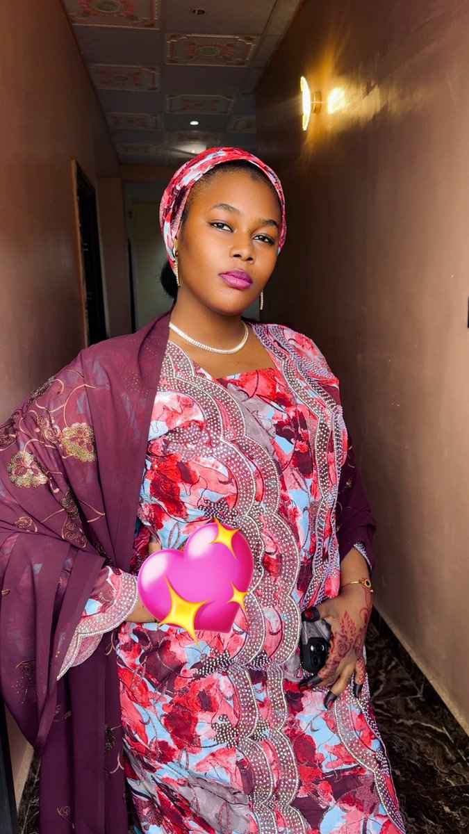 maryermà tweet media