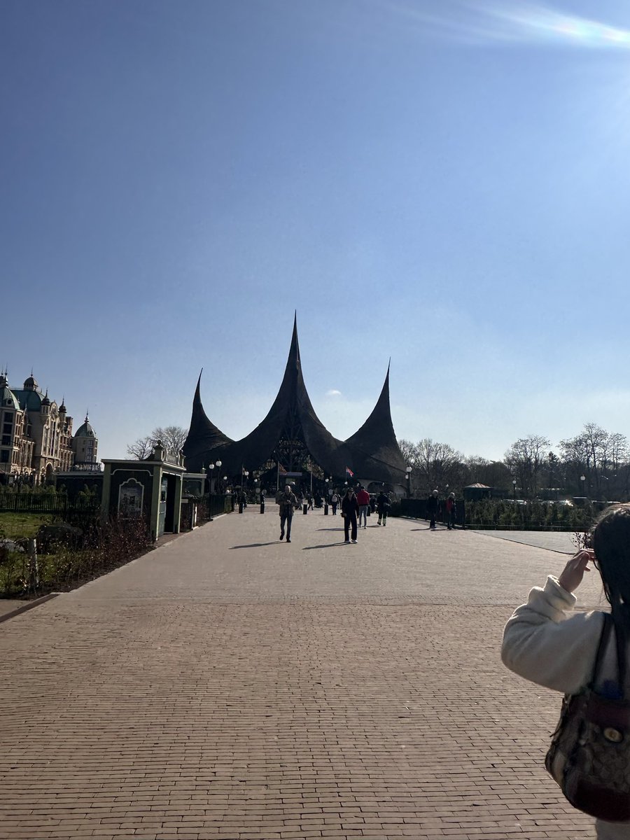 Clare Baker Halton tweet media