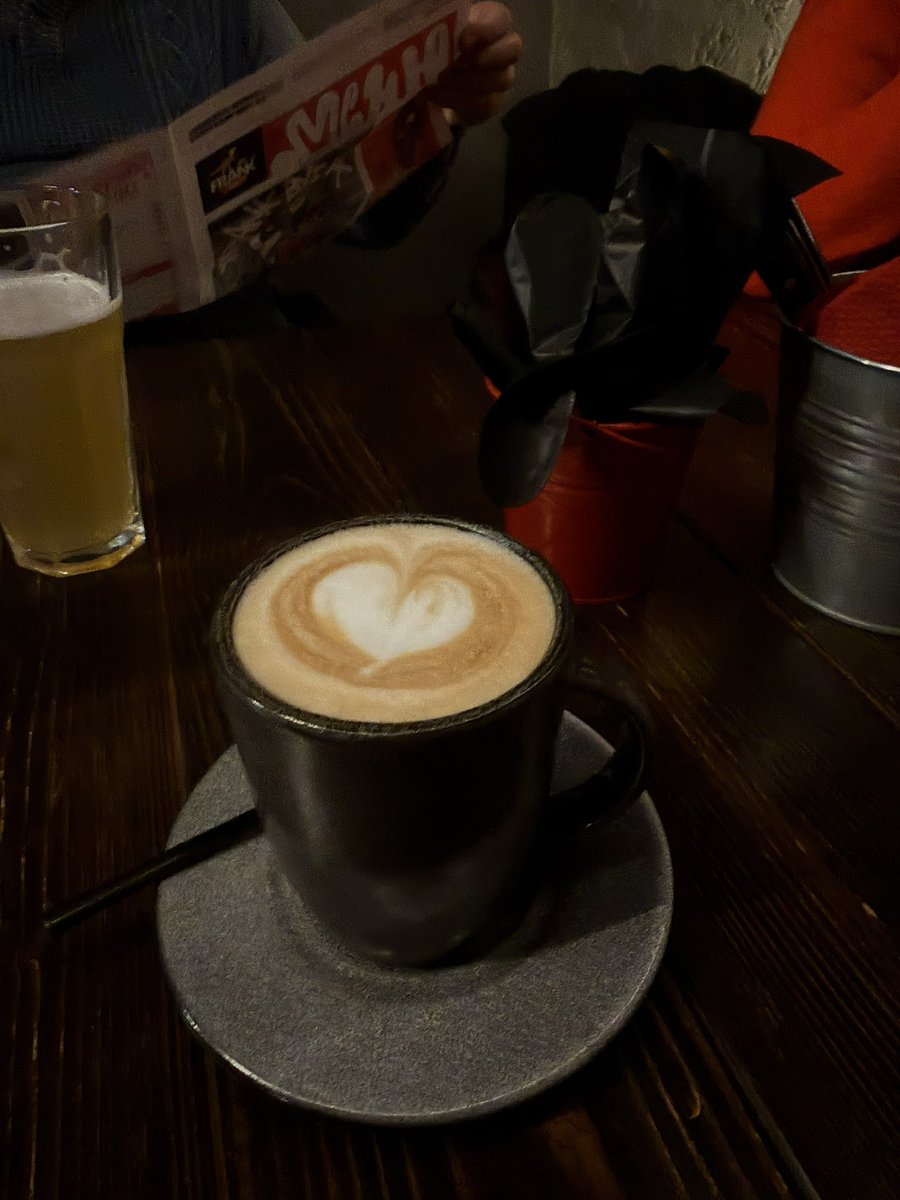 бесёнок tweet media