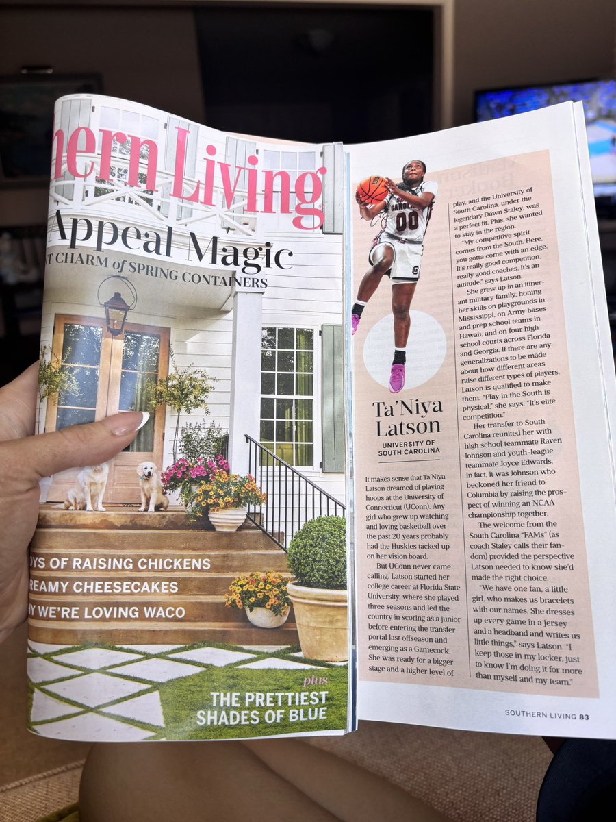 Cockadoodle Boo ♥️ tweet media