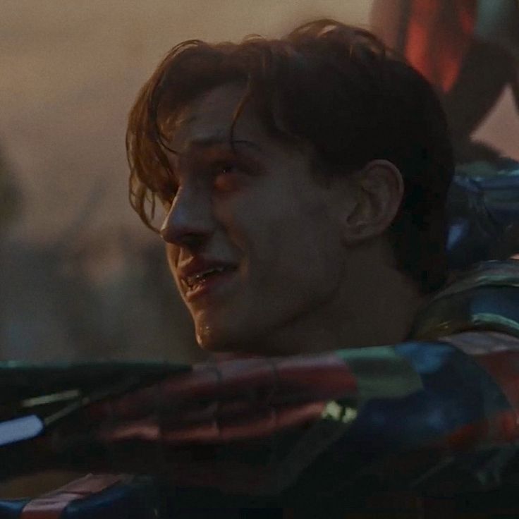 we as a society need to bring back whumpee into the lexicon 

YES I love him YES I want to see him suffer