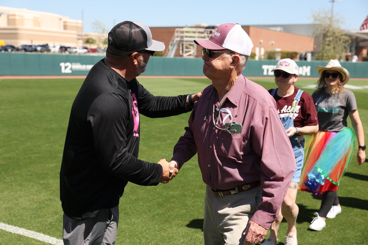 AggieSoftball's tweet photo. For every battle fought and every victory won.
We’re playing for you. 💜
🔗 https://t.co/cV5ny0ABUM
#GigEm | #BTHOcancer https://t.co/rD8ymYXov7
