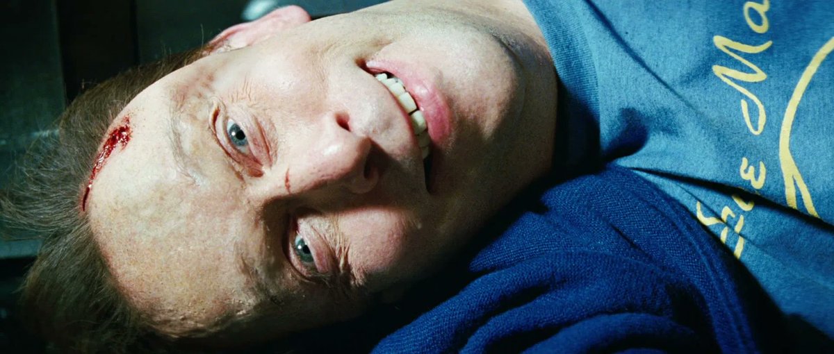 della duck tweet media