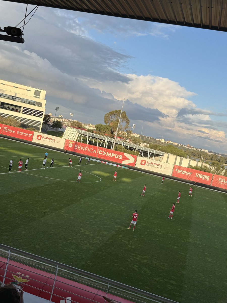 3-5-2 🔴⚪️🦅