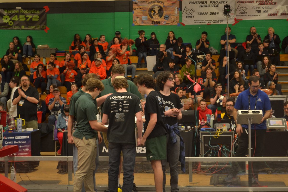 team4909's tweet photo. Alliance Selection is set! Team 4909 is honored to captain this alliance alongside Team 7127, LongMetal Robotics, and Team 4572, Barlow Robotics. We’re excited to head into the playoffs together and give it everything we’ve got.
 #omgrobots #FRC #nefirst #robotics #rebuilt https://t.co/LP6sA9xeKJ