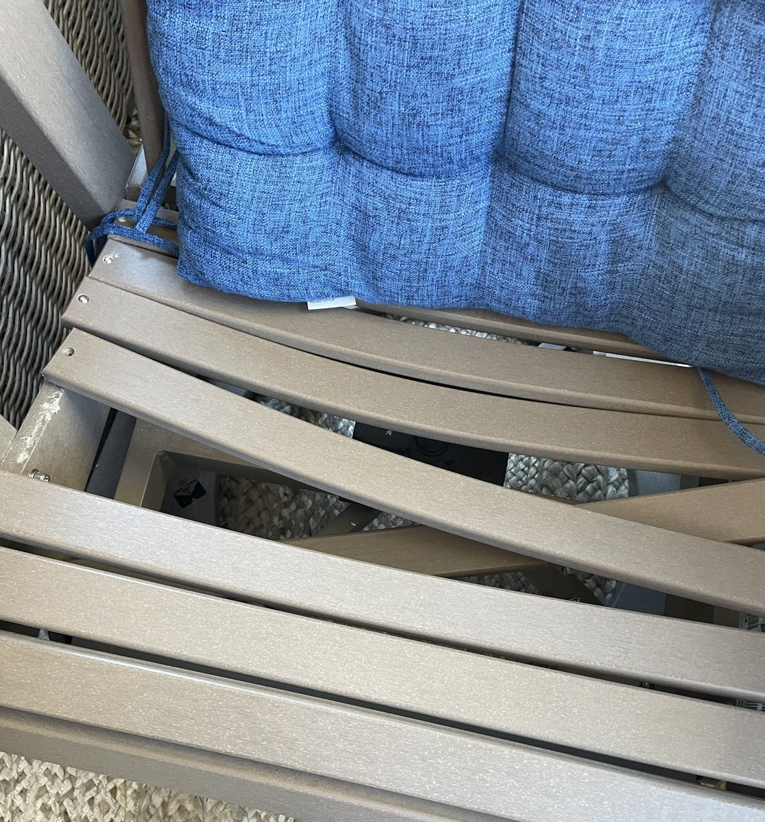 bill_geary's tweet photo. I bought this chair and a couch from @AshleyHomeStore in Jacksonville Florida.  Very happy with the couch, but this chair is trash. I would never buy it again. https://t.co/mew0Zuqid4