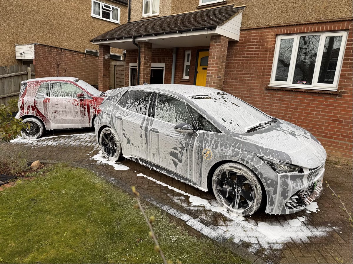 Tim Oldland tweet media