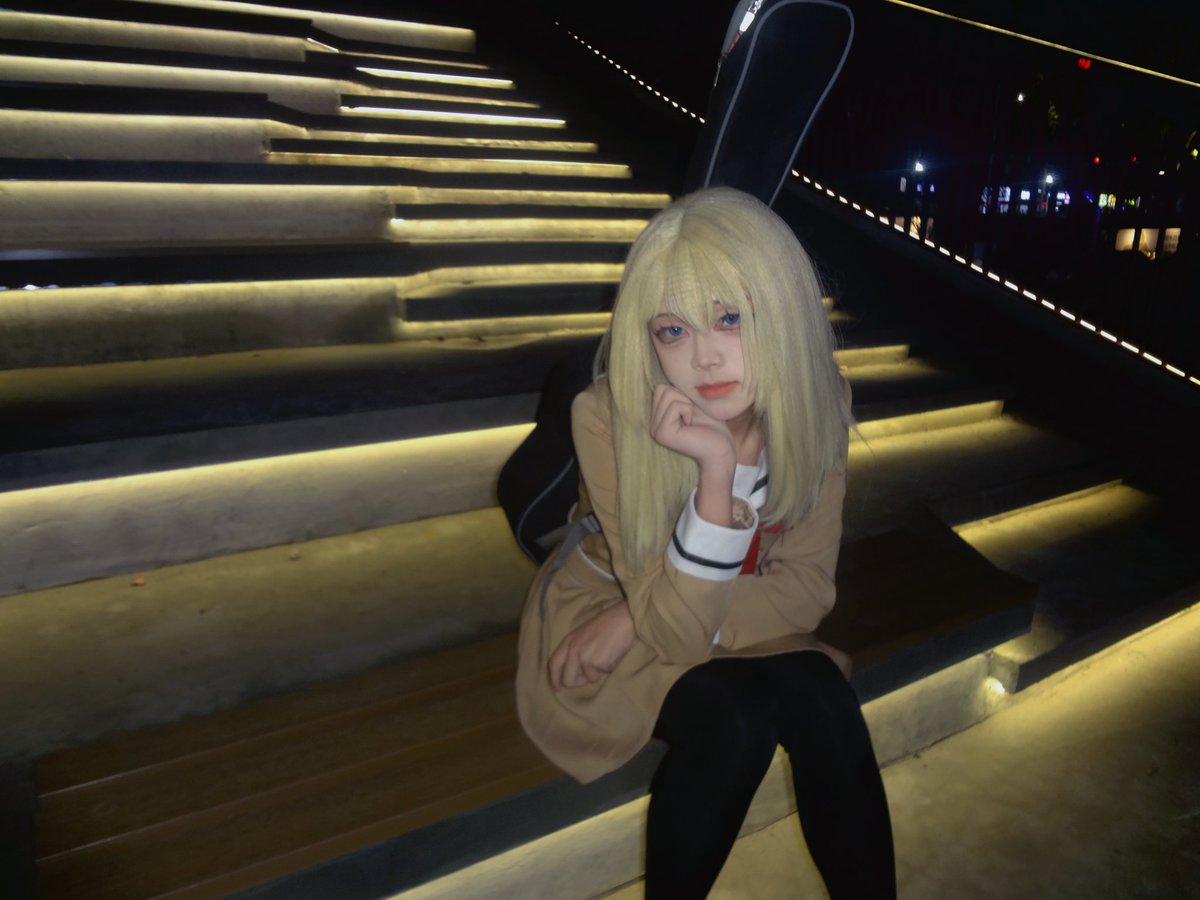 qiqi_◑.◑ tweet media