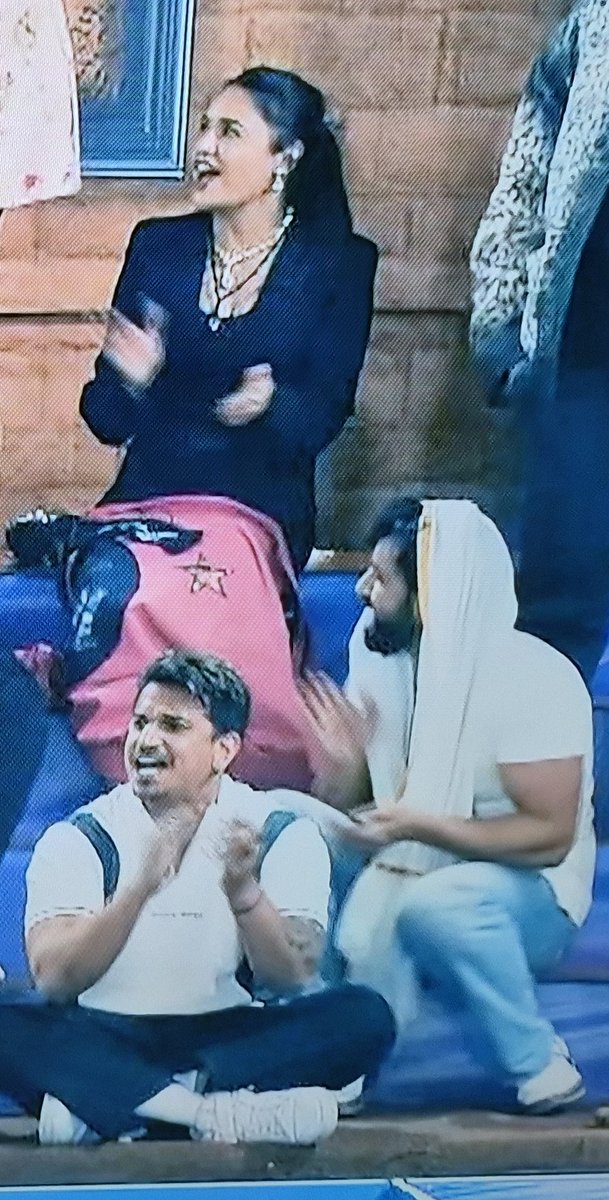 ๐๐๐๐๐ tweet media