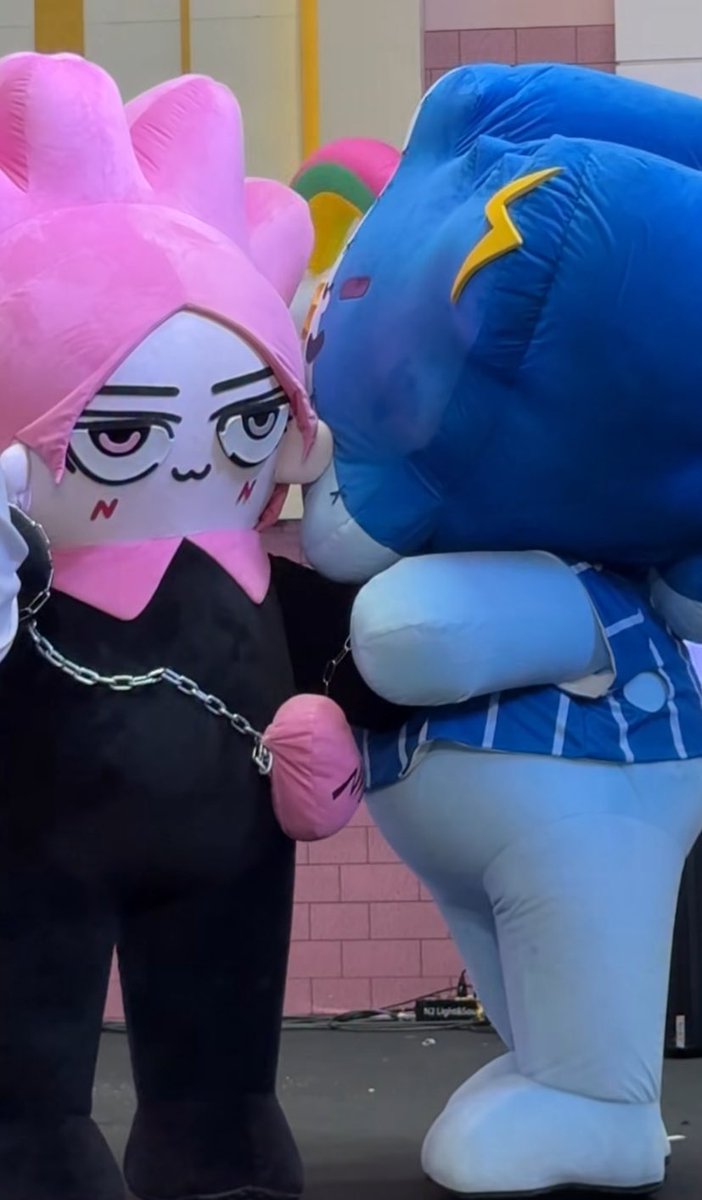 ยอร.com 🍌 tweet media