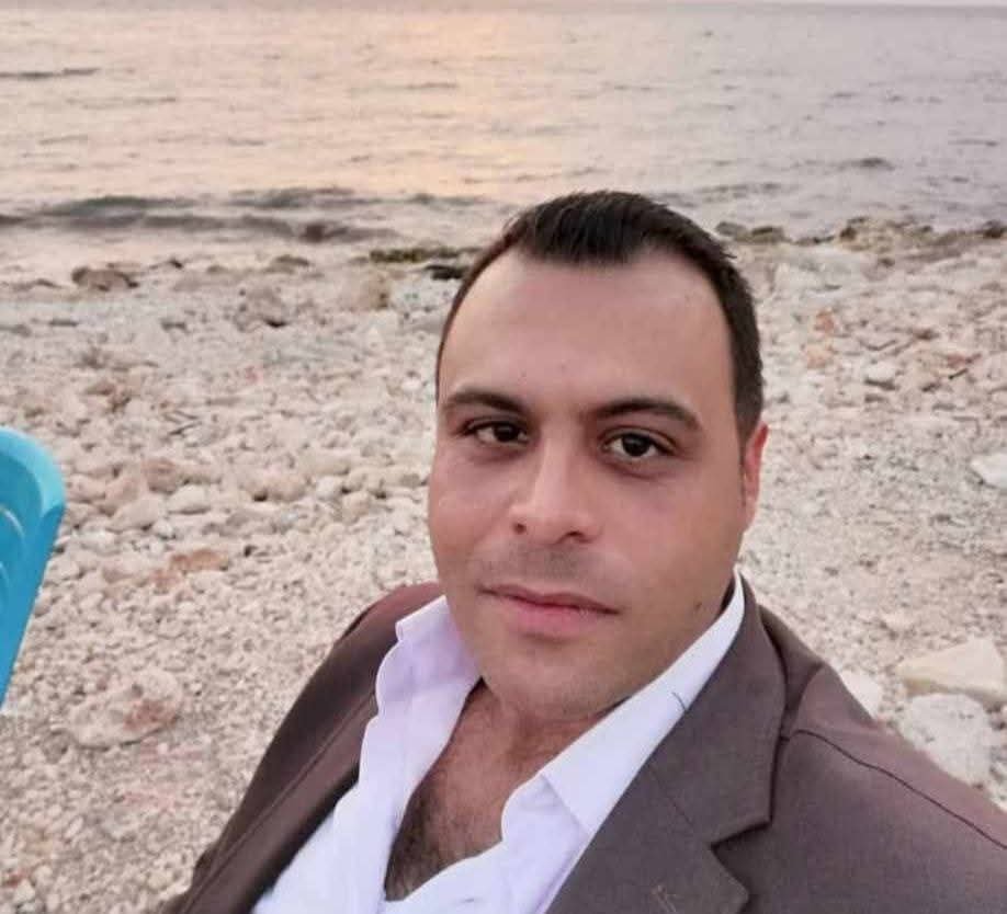 sayad7765's tweet photo. #الشبيح جهاد محمد العلوش من مدينة #مورك الاقامة #حماة 
سجل حافل بالتشبيـح
قائد مجموعة قتالـية لصالح الفرقة الرابعة (قوات رديفة)
وضــابط برتبة ملازم اول في مطار كويرس تابع للفرقة 25 
وشغل أيضا مركز رئيس فــرع المعلومات في مقر الدفاع الوطنـي بحماة https://t.co/UmCuq7ueNT