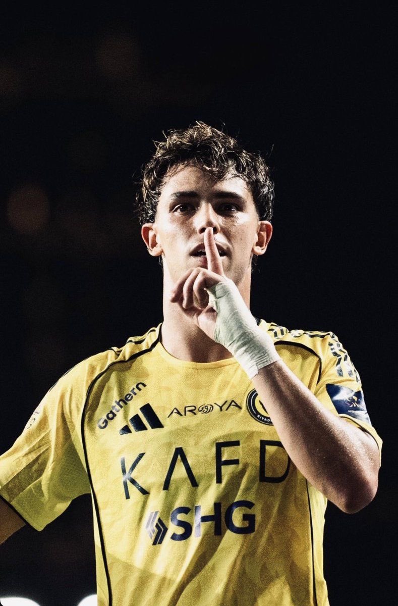 الكوتش عمار tweet media