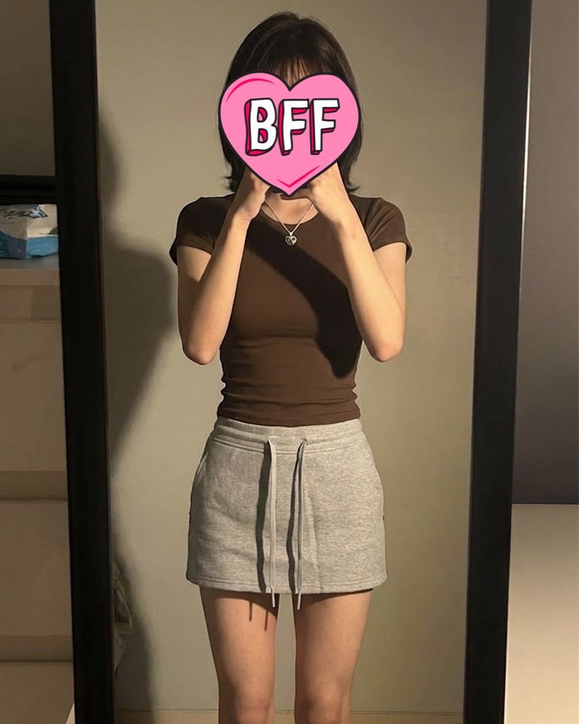 urmaleslutt's tweet photo. so will u call me a good boy or a good girl now? https://t.co/rPrwCJKD6E