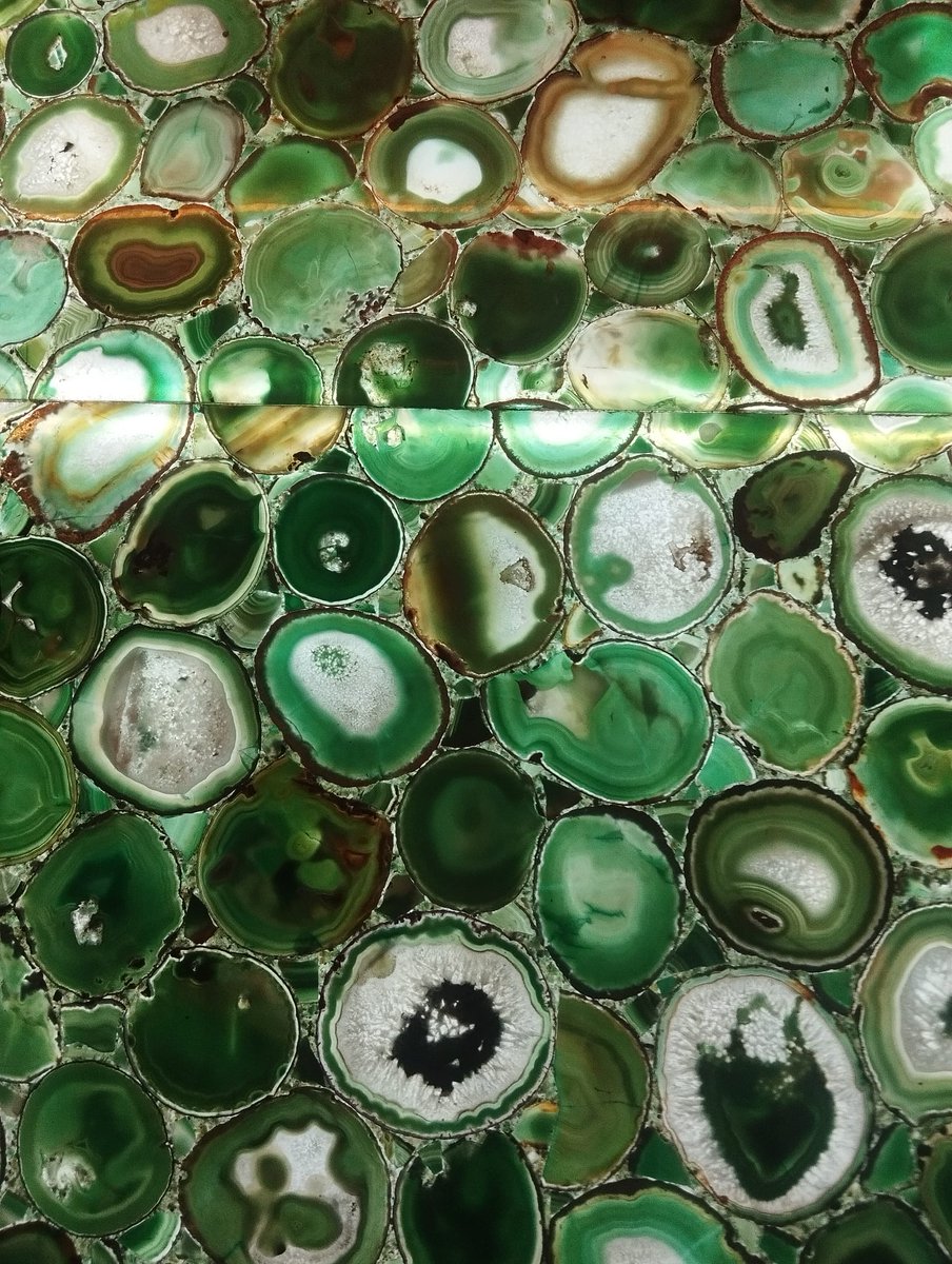 MaxDecMe tweet media