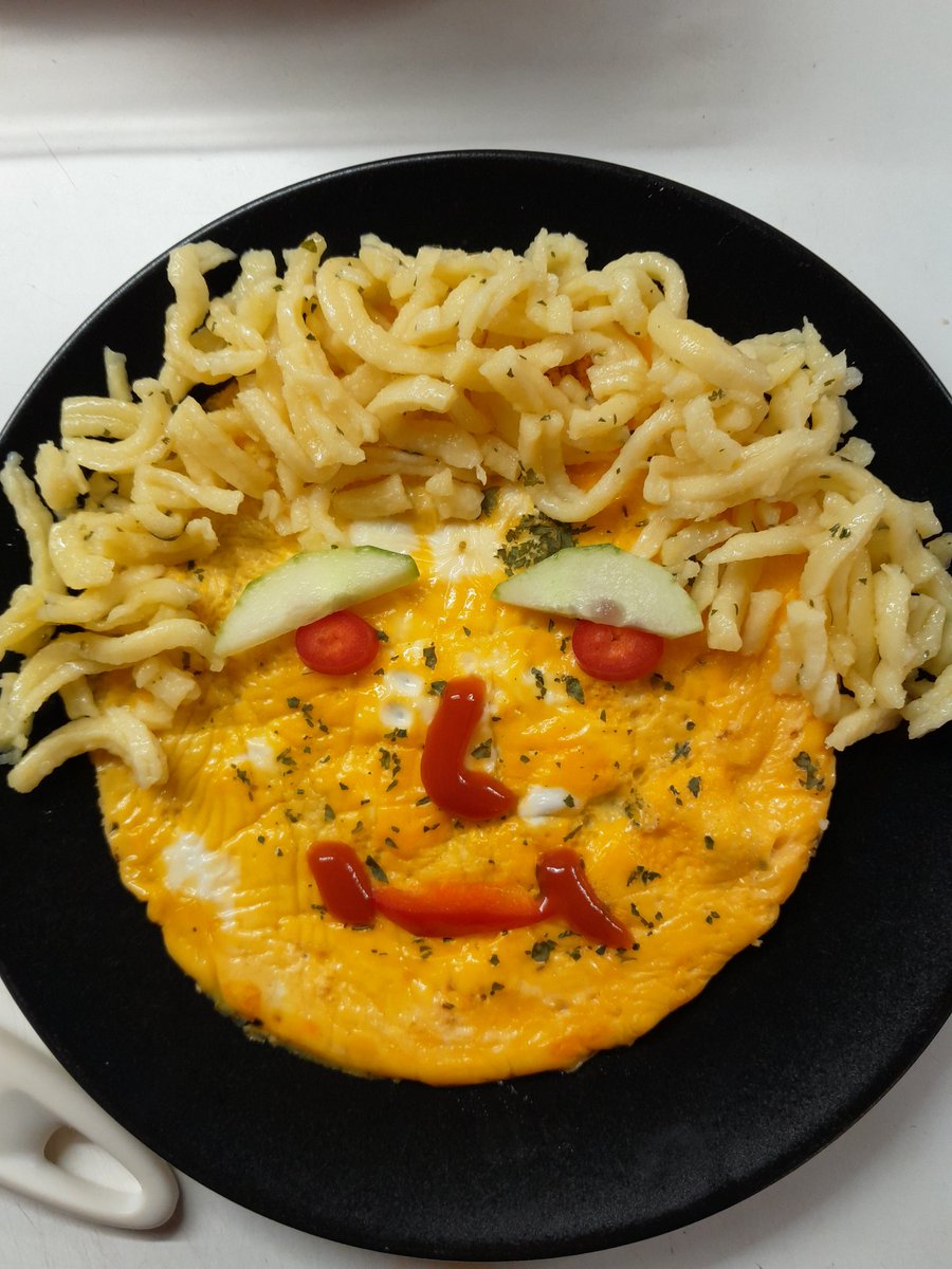 Karolína MJ tweet media