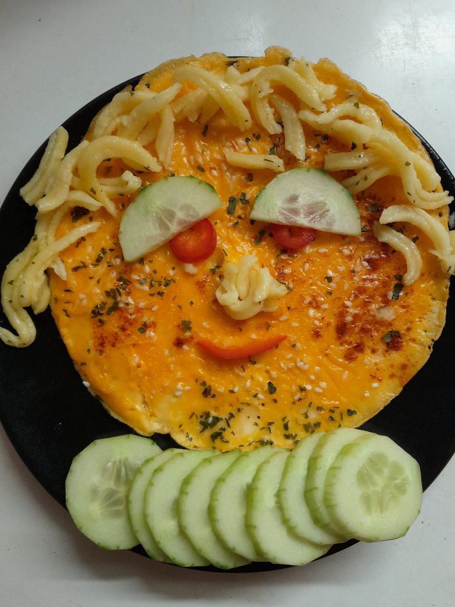 Karolína MJ tweet media