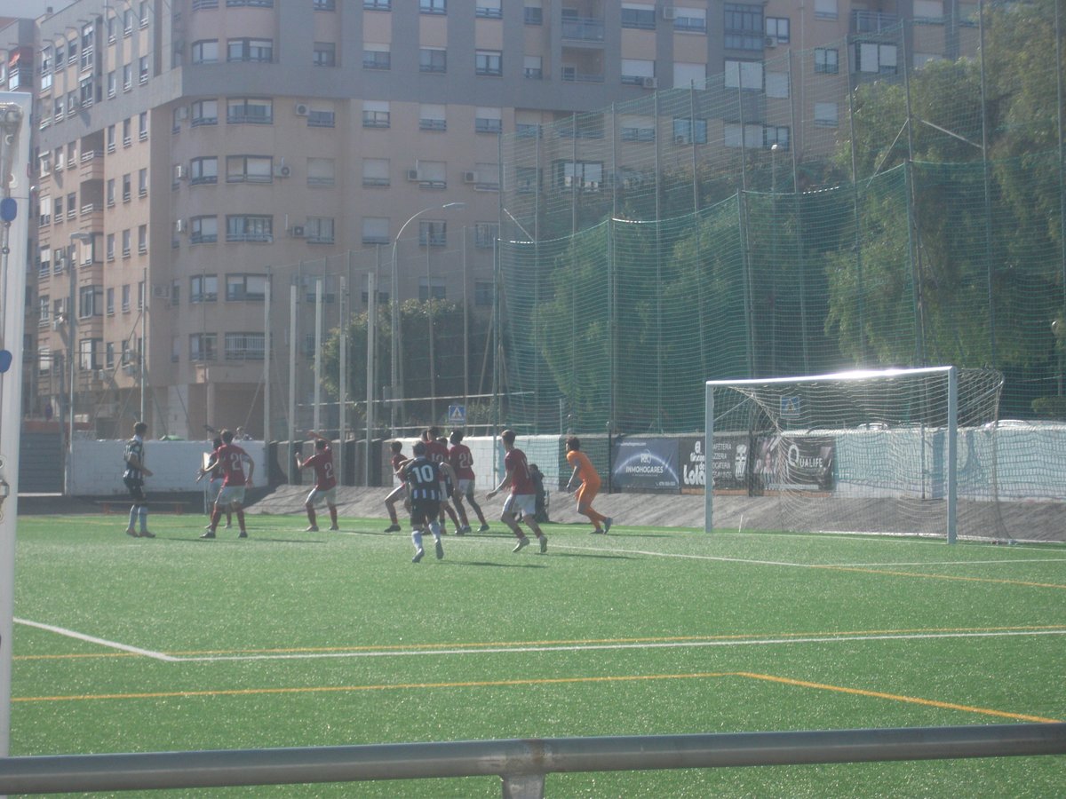 No se ha podido ganar a pesar de la superioridad numérica en el terreno de juego, pero hoy los he visto mejor que hace un mes, ya no están TAN revolucionados. #CTB