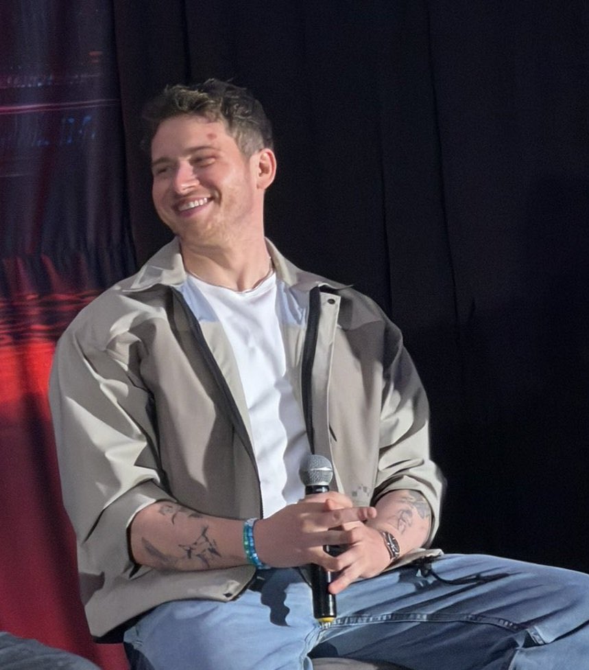 giuls 🚒 tweet media