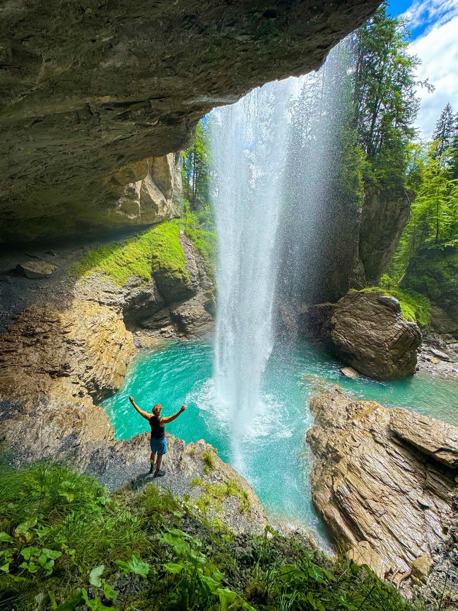 رحال tweet media