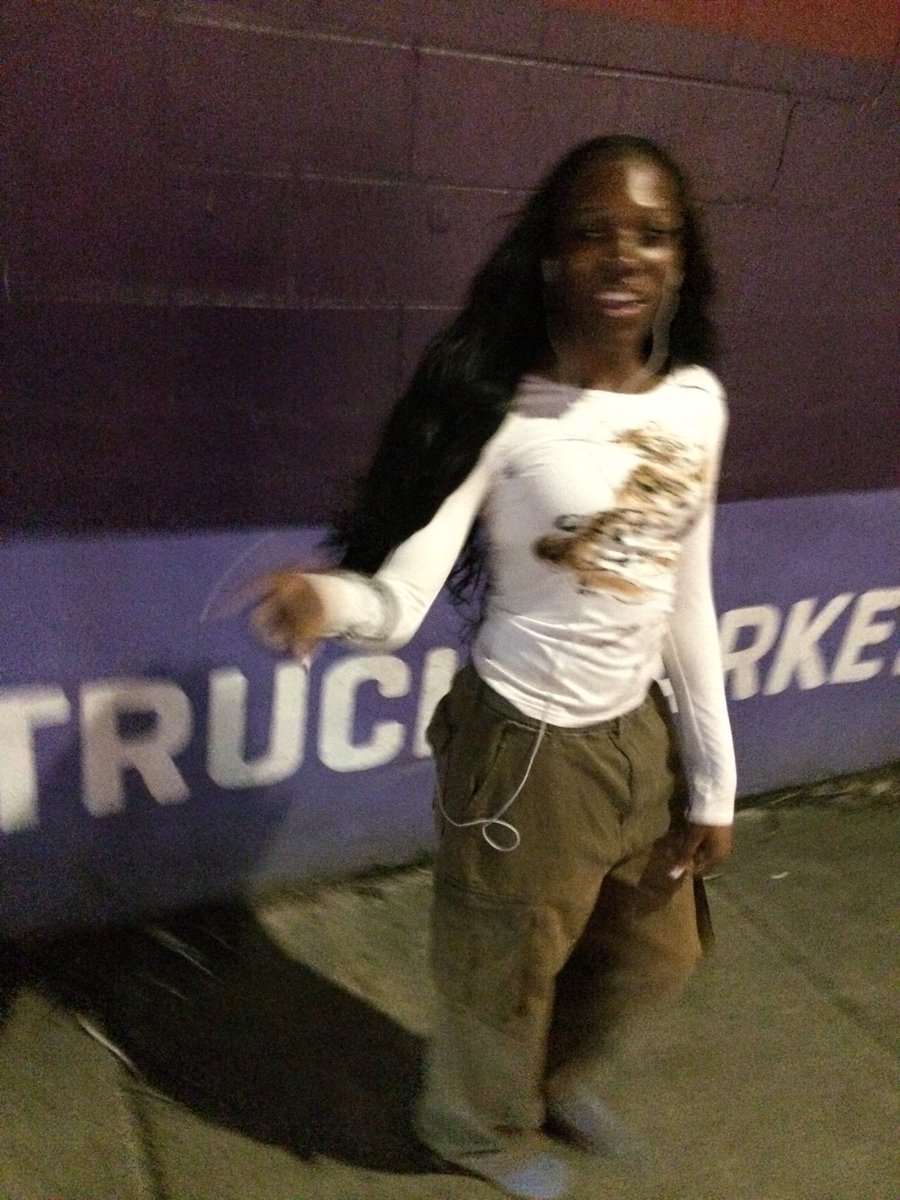 princess camo tweet media